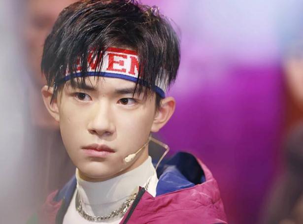 易烊千玺神押題!全國一卷就是他唱出來的,